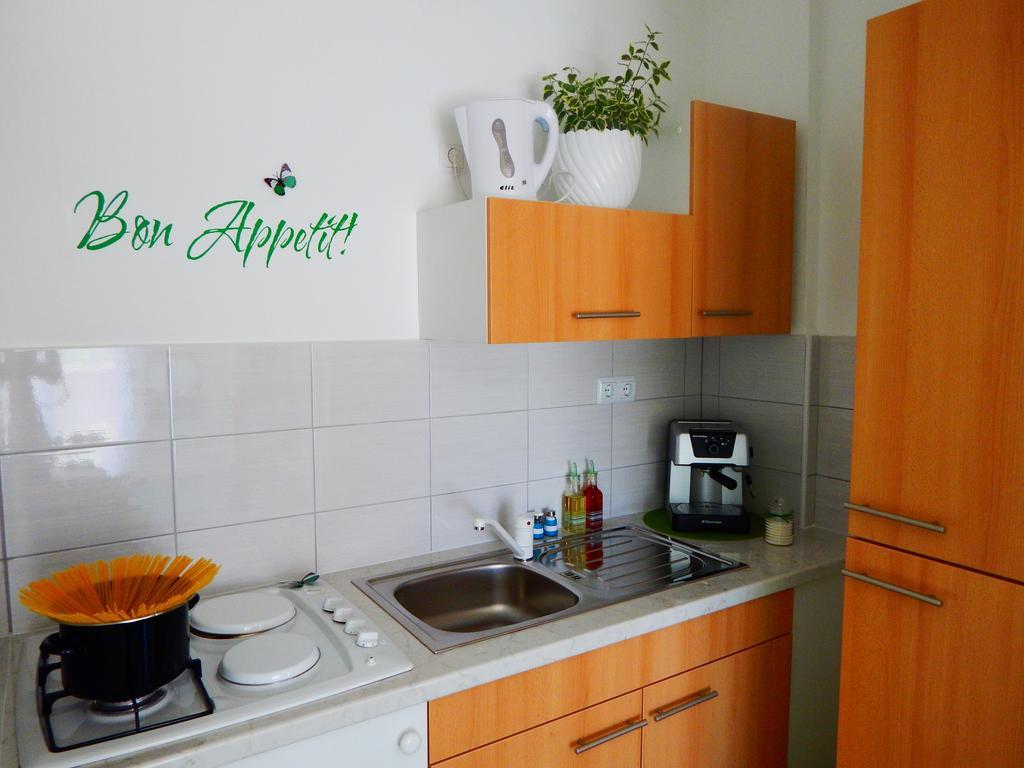 Apartments & Rooms Marinka 자다르 객실 사진