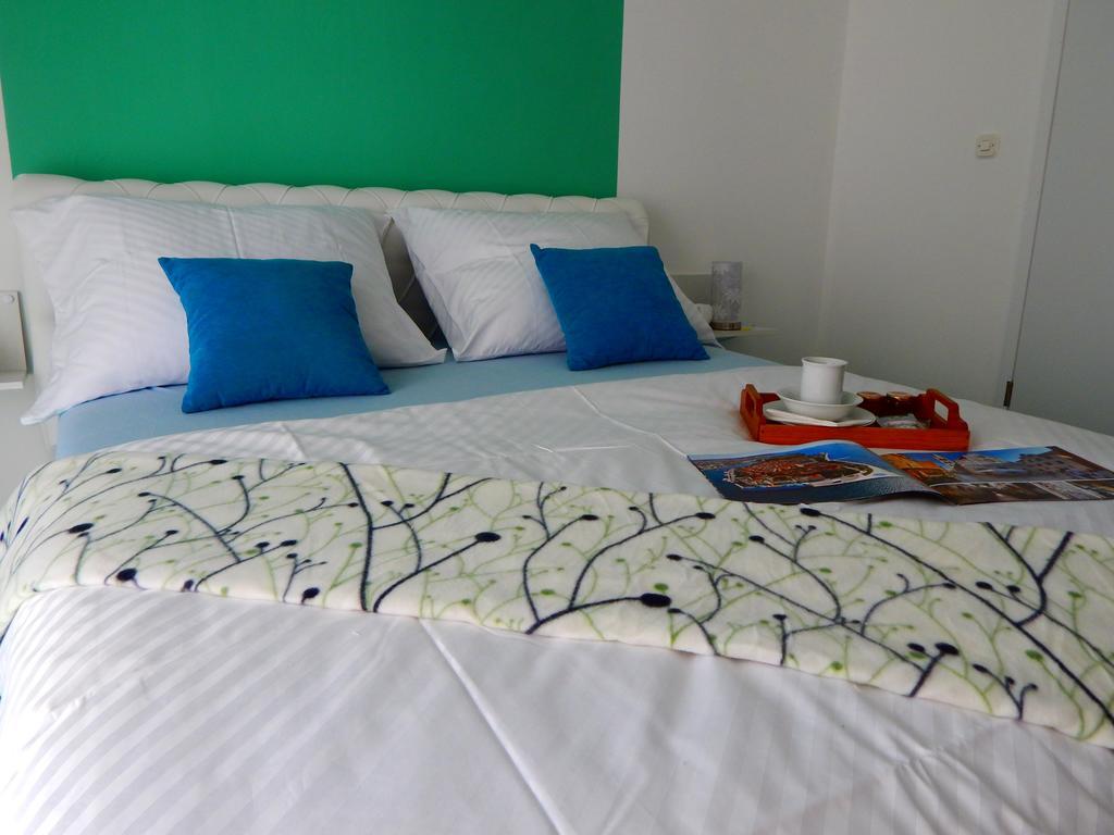 Apartments & Rooms Marinka 자다르 객실 사진